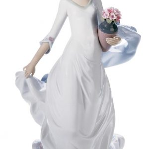 Reverie Moment Woman Figurine