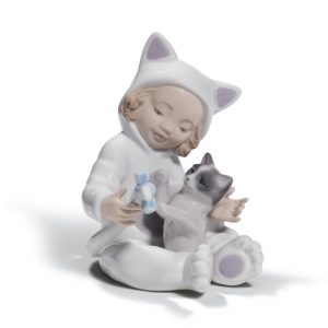 Figura niña Un gatito diferente
